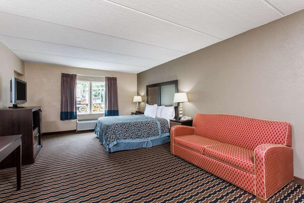 Econo Lodge Forest City Bagian luar foto