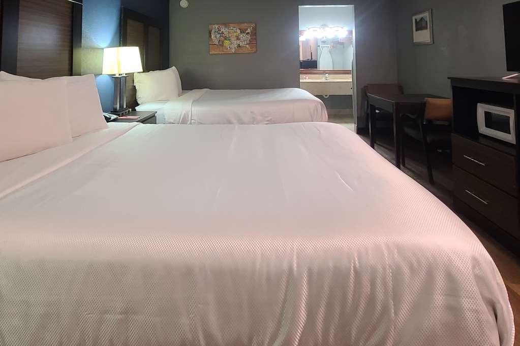 Econo Lodge Forest City Ruang foto